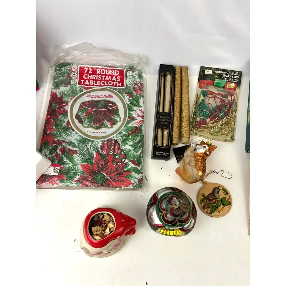 VTG Christmas Decoration Lot Bundle Tablecloth Ornaments Snap-Ons‎ Tie-Ons Decor